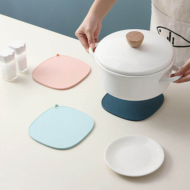 3ชิ้น-placemat-จานครัวเครื่องมือเครื่องดื่มไมโครเวฟทนความร้อนซิลิโคนขาตั้งสามขาเคาน์เตอร์ไม่ลื่นแผ่นร้อนที่มีความยืดหยุ่นผู้ถือหม้อ