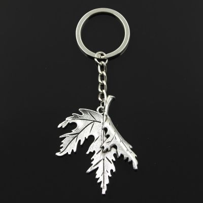 Fashion Key Ring Metal Key Chain Keychain Jewelry Antique Bronze Silver Color Plated Folding Maple Leaves Canada 55x44mm Pendant Key Chains