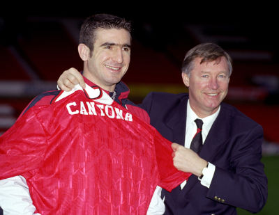 โปสเตอร์ Eric Cantona อีริค คันโตน่า Manchester United ManU ManUtd แมนเชสเตอร์ยูไนเต็ด แมนยู Poster ตกแต่งผนัง ของแต่งบ้าน ของแต่งห้อง โปสเตอร์ติดผนัง 77poster