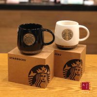 จัดส่งฟรีStarbucksคลาสสิกถ้วยสีดำและสีขาวนางเงือกทองแดงเหรียญแก้วน้ำถ้วยคู่คู่กล่องของขวัญถ้วย