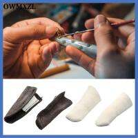 OWMXZL เครื่องหนังแท้ ที่คลุมนิ้วสำหรับทำเครื่องประดับ สีน้ำตาลสีขาว หนาขึ้น ถุงมือสวมนิ้ว อุปกรณ์เสริมเสริม ป้องกันรอยขีดข่วน เตียงเด็กอ่อนสำหรับนิ้วมือ ทำงานได้อย่างยอดเยี่ยม