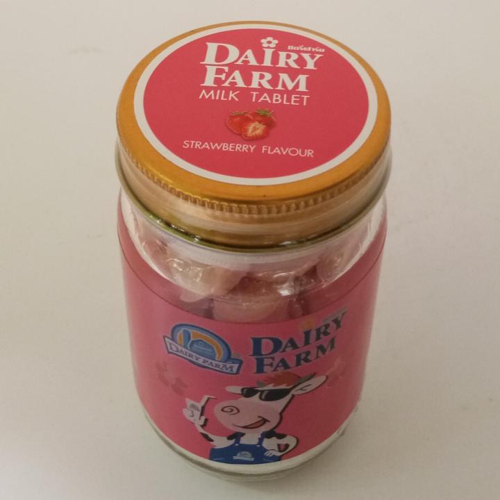 แดรี่ฟาร์ม-นมปรุงแต่งชนิดเม็ด-รสสตรอเบอร์รี่-นมผง-62-55-กรัม-6-ขวด-dairy-farm-strawberry-flavored-milk-tablet-whole-milk-powder-62-55-gram-6-bottles