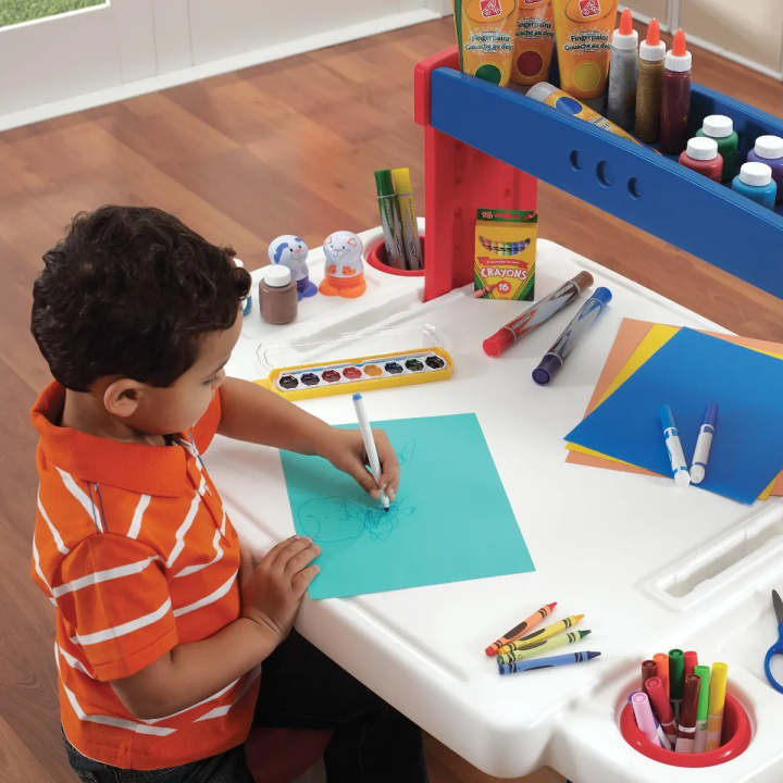 โต๊ะเด็ก-โต๊ะเขียนเด็ก-โต๊ะทำการบ้าน-โต๊ะกิจกรรมเรียนรู้ศิลปะ-creative-projects-table-step2