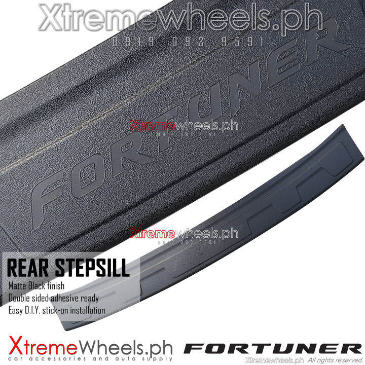 Toyota Fortuner G V Ltd Q Grs Plain Black Rear Stepsill