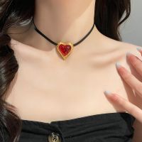 [COD] Folded red love necklace female Korean personality design clavicle net temperament simple new money