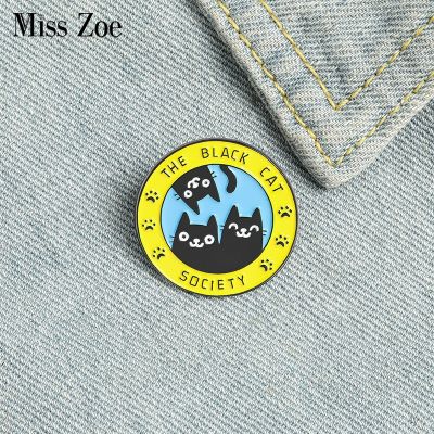 【CW】 Cats Enamel Pin Custom Society Brooches Shirt Lapel Badge Cartoon Jewelry for