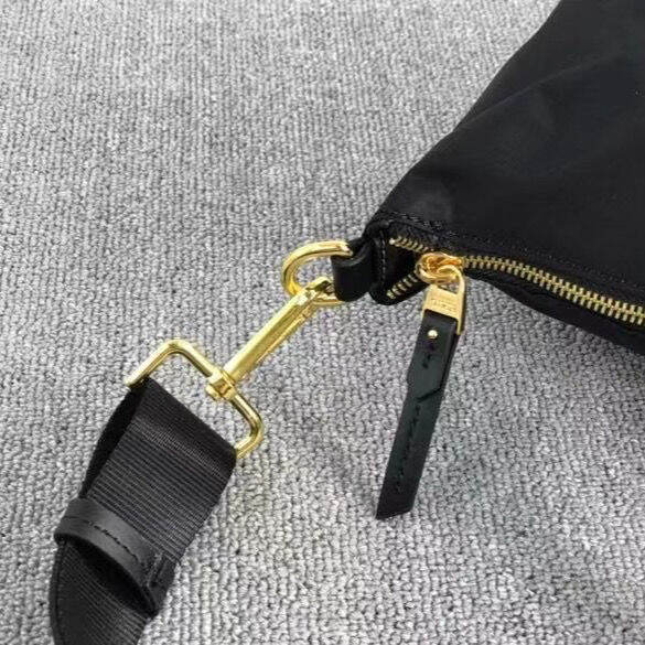 334385tumi-voyageur-คอลเลกชั่นกระเป๋าสะพายไหล่แฟชั่นกระเป๋าถือผ้าร่มไนล่อนน้ำหนักเบาพิเศษสำหรับผู้หญิง