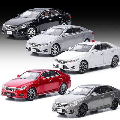 GCD 1/64 Toyota REIZ MARK X Alloy Car Model Simulation Small Scale Car Model Collection Ornaments Diecasts &amp; Toy Vehicles