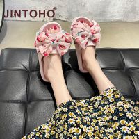 Jintoho รองเท้าแตะ พื้นหนา กันลื่น ประดับโบว์ สตรอเบอร์รี่ สําหรับผู้หญิง V725