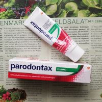 German parodontax toothpaste against gum bleeding strong teeth breath fresh red / green whitening