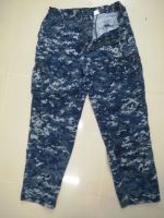 01US NAVYกางเกงทหารUSTROUSER NAVY DIGITAL PATTERN ขนาดM -Rเอว 31-35นิ้วลายพรางดิจิตอลน้ำเงินสีน้ำเงิน NWU Type I  ผ้า50/50us