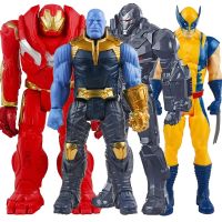 12 Marvel Avengers Thanos Hulkbuster เครื่องจักรสงครามวูลเวอรีนเหล็กแมงมุม Hawkeye ตุ๊กตาขยับแขนขาได้ตุ๊กตาคริสต์มาสกวางเรนเดียร์คริสต์มาสสำหรับเด็ก