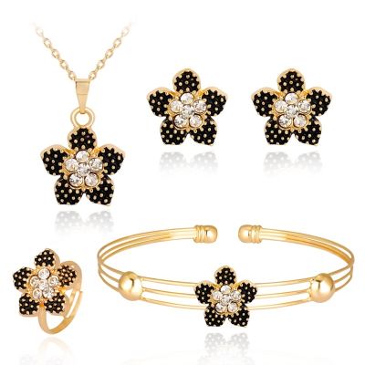 【lz】✖▨⊙  Exquisite liga flor colar conjunto para mulheres Europa e América vendendo brincos pulseira de quatro peças