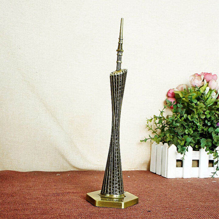 [Man YingLie] Simple Modern Ironwork Guangzhou Tower Replica Model ...