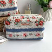 Cath Kidstons กระเป๋าแต่งหน้ากันน้ำ/กระเป๋าถือขนาดกลาง20X9X11ซม.