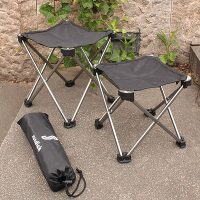 ：“{—— Lightweight Footstool Portable Folding Chair For Fishing Camping Hiking Beach Strong Load-Bearing Chair Rest Stool