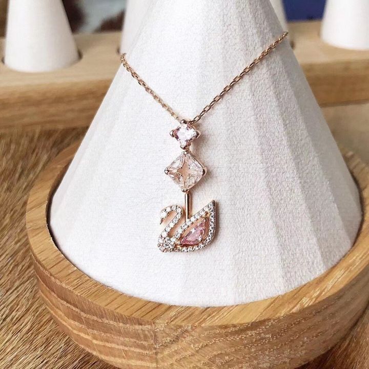 ของแท้-100-swarovski-สร้อยคอ-swarovski-แท้-dazzling-swan-y-necklace-จี้หงส์-ส้อยคอแฟชั่น-สร้อยคอพร้อมจี้-พร้อมจัดส่งจากประเทศไทย