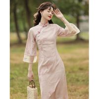 สีชมพู Elegant Cheongsam แขนยาว Vintage ชุดปักฤดูร้อนผู้หญิงเครื่องแต่งกาย Qipao ชุด S To 2XL