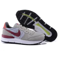Shop mens waffle racer Nike Waffle Racer Men with great discounts and prices online