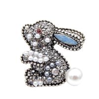 D amp;Rui Cute Bunny Brooch Fashion Jewelry Aesthetic Metal Lapel Pins Decoration Stylish Christmas Gifts Ideas Brooches for Women