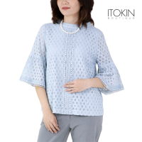 ITOKIN เสื้อลูกไม้คอตั้งโอบ แขนระบาย  W5B687