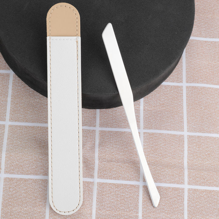 foundation-spatula-ไม้พายลงรองพื้น-นวัตกรรมใหม่ของการลงรองพื้น-แบบช่างแต่งหน้าเกาหลี