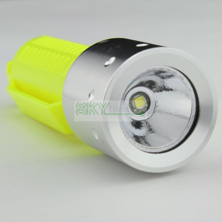 xm-l-t6-led-1000-lumen-diving-flashlight