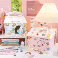 HARRIET ตกแต่งแบบพกพาขนาดใหญ่สำหรับเด็กที่มีสติ๊กเกอร์ DIY Kado Ulang Tahun บ้านขนาดเล็กที่ล็อคกุญแจกระปุกออมสินพลาสติกกล่องกระปุกออมสินกล่องเงินเหรียญ