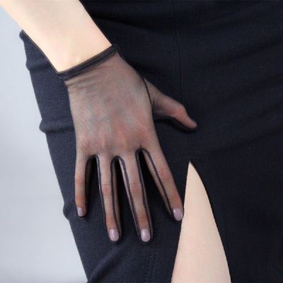 RONGJINGMALL แฟชั่น เด็กผู้หญิง ผ้าไหมเทียม Ultra Thin สีดำ โปร่งใส ถุงมือสั้น ตาข่าย ถุงมือนิ้ว ถุงมือโอเปร่า