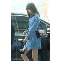 [ส่งของ]blackpink LISA เสื้อแฟชั่นผู้หญิง women กระโปรงยีนส์ denim jacket แจ็คเก็ต blue เสื้อยืด oversize ชุดเดรส