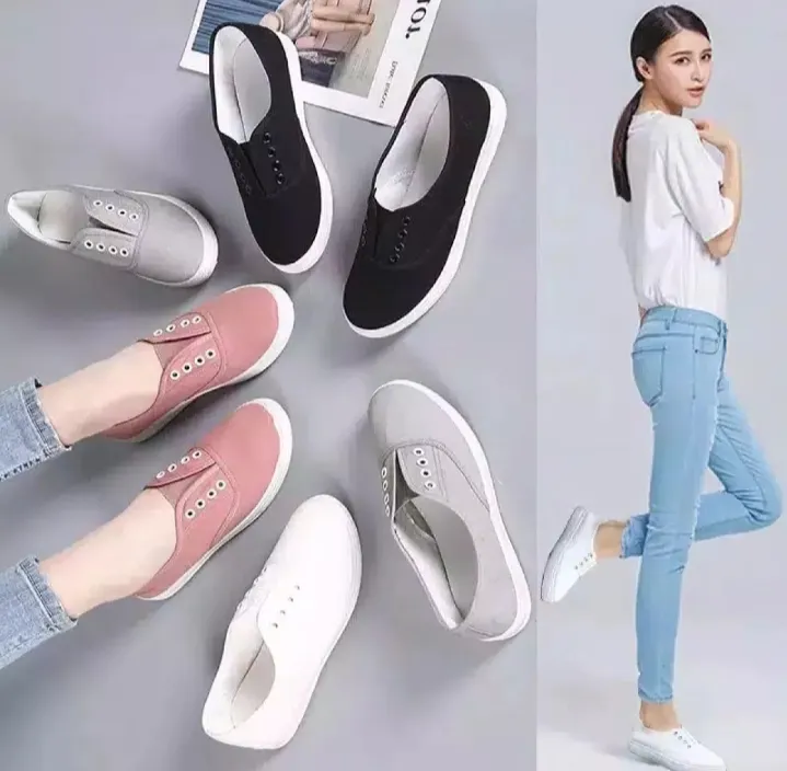 crocs waitressing shoes