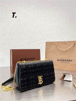 [สีดำสีกากีสีขาว] ต้นฉบับ BurberyS กระเป๋าสะพายสตรีโซ่ทองกระเป๋า Messenger ของผู้หญิงหนังนิ่มกระเป๋าสตรีธุรกิจที่เดินทางมาพักผ่อน