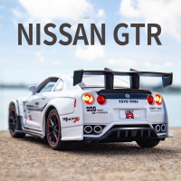 WanYou นิสสัน GTR โมเดลรถ เสียงและแสงอะนาล็อก ของเล่นดึงกลับ ของขวัญของเล่นเด็ก