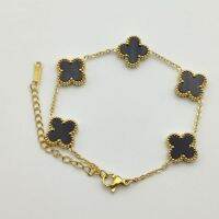สร้อยข้อมือผู้หญิง  Clover รุ่นใหม่ 18K เครื่องประดับรักษาสีทองสองด้านพู่แฟชั่นอารมณ์