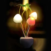 Novelty Mushroom Night Light EU &amp; US Plug Light Sensor 220V 3 LED Colorful Mushroom Lamp Led Night Lights Night Lights