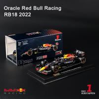 Bburago 1:43หมวกกันน็อคสำหรับคนขับ2022 RB18กระทิงแดง # 1Max Verstappen #11Sergio Perez โมเดลรถอัลลอยการจำลองการหล่อตาย