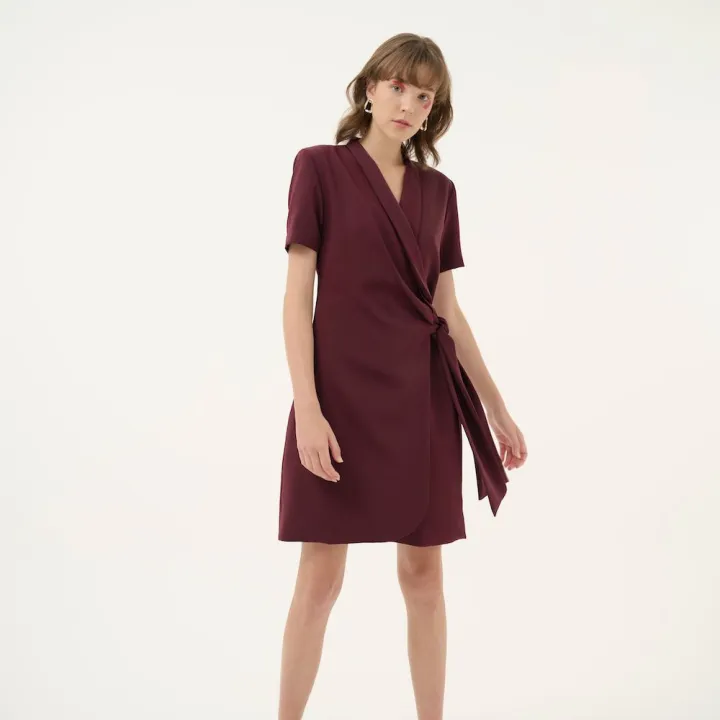 MAVEOUTFITS เดรส รุ่น Rita Dress Burgundy – MAVE – 3308030125_TH-12256088660 >>> 🇹🇭 Top1Thailand 🛒 >>> lazada.co.th 🇹🇭 🇹🇭 🇹🇭🛒🛍🛒