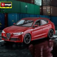 Bburago 1:24 Alfa Romeo Svio Giulia ล้อแม็กรถยนต์รุ่น D Iecast โลหะของเล่นยานพาหนะจำลองของสะสมเด็กเด็กของขวัญวันเกิด