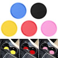 ☁ 1Pc Round Silicone Anti Slip Coaster Auto Cup Holder Insert Coaster Insulation Pads Car Coasters Home Car Accessory Black Yellow