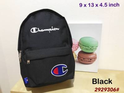 Champion Backpack ,  * WATER RESISTANT * กันน้ำ ทำจากผ้าแคนวาส น้ำหนักเบา รูปทรงสวย ทันสมัย
