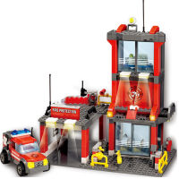 QWZ City Fire Station Building Blocks ชุดรถดับเพลิง Fighter Truck Enlighten อิฐ Playmobil ของเล่นสำหรับของขวัญเด็ก