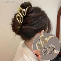 ❆❖ Metal Hair Claw Crab Hairpins Fashion Geometric Hair Clips Ladies Barrettes Women Girls Korean Ponytail Clip Hair Accessories