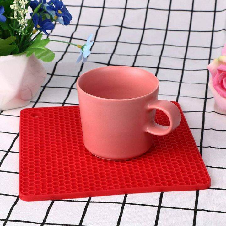 4-pieces-of-silicone-table-mat-non-slip-heat-insulation-honeycomb-kitchen-table-mat-multi-purpose-heat-pad