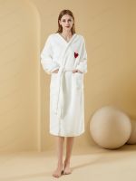 geegostudio Simple Heart Print Solid Bathrobe, Thickened &amp; Warm Lounge Robe With Pockets &amp; Belt, Womens Sleepwear