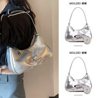 Summer summer high-end sense niche versatile silver shoulder underarm bag ladies 2023 new texture Messenger bag 【BYUE】