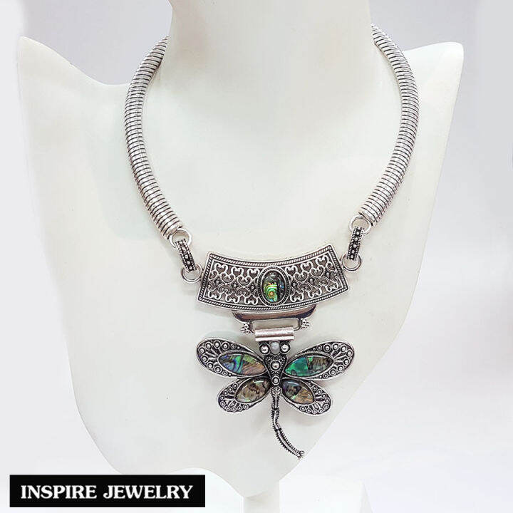 inspire-jewelry-สร้อยคอเทียมเงิน-รมดำ-รูปแมลงปอ-ประดับด้วยเปลือกหอยแท้-งาน-design-สวยงาม