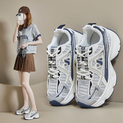 ins รองเท้าคุณพ่อผู้หญิงสไตล์เกาหลี 2023 รองเท้ากีฬาระบายอากาศนักเรียนรุ่นใหม่ฤดูร้อนรองเท้าลำลองเพิ่มความสูงตาข่าย L1001