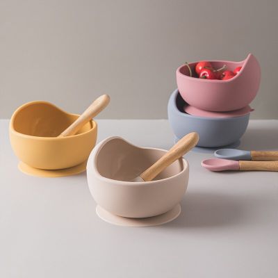 Baby Silicone Suction Bowl with Childrens Spoon Set Tableware Silicone Drinking Bowl Dishes for Children Sucker Bowl Plates Set