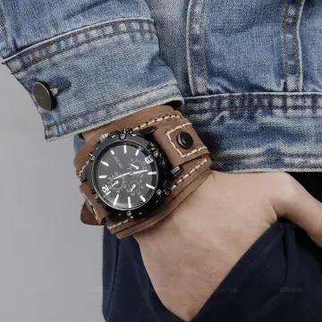 Luxurious Mens Black and Brown Analogue Leather Belt Watch
