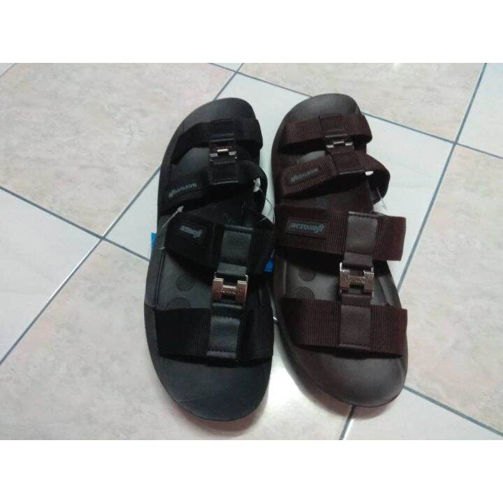 journee sandals dsw